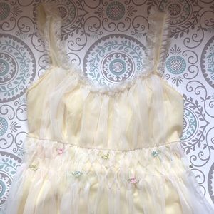 Vintage yellow/white nightgown with flowers-|Small